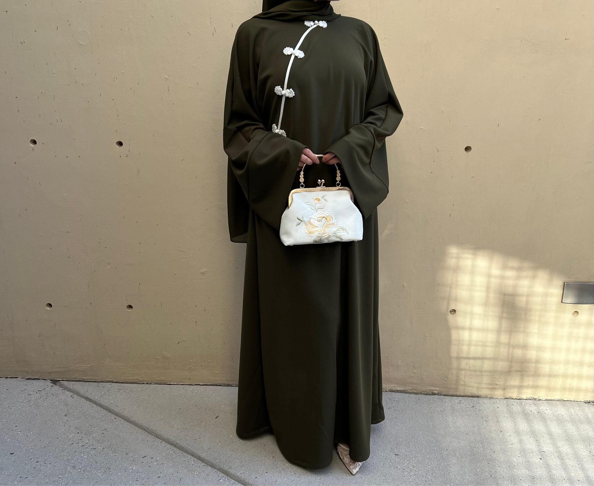 OLIVE QI PAO ABAYA